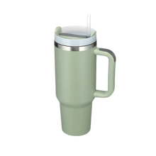 Carica l'immagine nel visualizzatore di Gallery, Tazza per auto di grande capacità con manico -Verde pistacchio - Ozerty