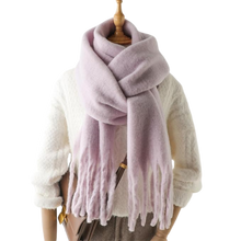Carica l'immagine nel visualizzatore di Gallery, Sciarpa da donna Cozy Elegance -Viola sognante - Ozerty