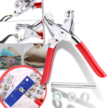 Carica l'immagine nel visualizzatore di Gallery, Confezione con bottone a pressione e pinza - Ozerty
