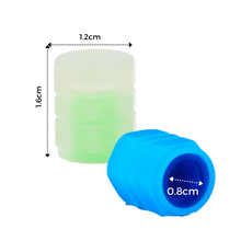 Carica l'immagine nel visualizzatore di Gallery, 4 Coprivalvole luminosi per auto - Ozerty
