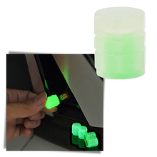 Carica l'immagine nel visualizzatore di Gallery, 4 Coprivalvole luminosi per auto - Ozerty
