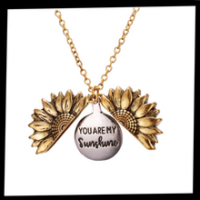 Carica l'immagine nel visualizzatore di Gallery, Ciondolo a forma di girasole - Ozerty

