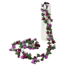 Carica l'immagine nel visualizzatore di Gallery, Ghirlanda di rose artificiali
