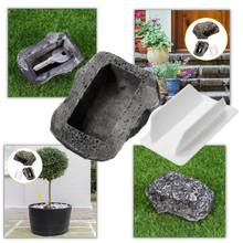 Carica l'immagine nel visualizzatore di Gallery, Finta roccia per nascondere le chiavi
