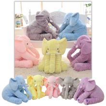 Carica l'immagine nel visualizzatore di Gallery, Cuscino grande di peluche di elefante - Ozerty
