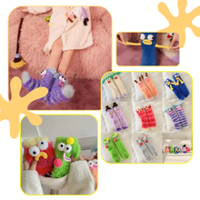 Carica l'immagine nel visualizzatore di Gallery, Calzini divertenti in velluto corallo - Ozerty
