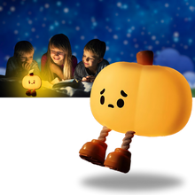 Carica l'immagine nel visualizzatore di Gallery, Deliziosa Lampada Notturna a Forma di Zucca Triste - Ozerty
