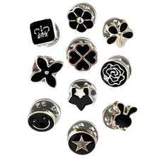 Carica l'immagine nel visualizzatore di Gallery, Eleganti spille a bottone senza cuciture -Fiori neri - Ozerty

