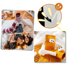 Carica l'immagine nel visualizzatore di Gallery, Divertenti calzini con mani magnetiche - Ozerty
