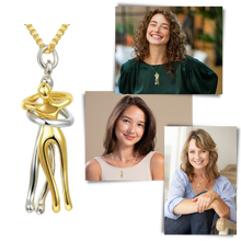 Carica l'immagine nel visualizzatore di Gallery, Collana per coppia Abbraccio d'Amore - Ozerty
