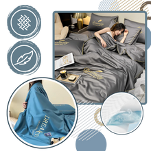 Carica l'immagine nel visualizzatore di Gallery, Copripiumino in morbida seta di ghiaccio - Ozerty
