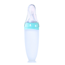 Carica l'immagine nel visualizzatore di Gallery, Biberon anti-perdita con cucchiaio in silicone -Blu - Ozerty
