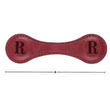 Carica l'immagine nel visualizzatore di Gallery, Elegante segnalibro personalizzato in pelle magnetica - Ozerty
